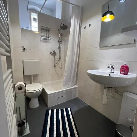 Appartement Ferienwohnung Am Schlosspark Charlottenburg Berlijn